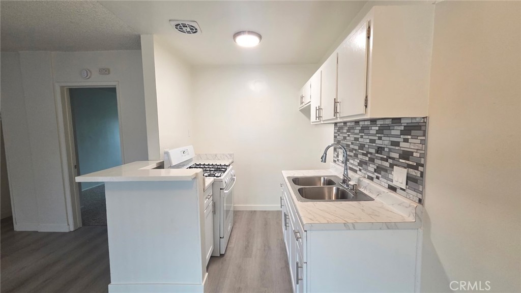 1807 West Sumac Lane, Unit 2 Anaheim, CA 92804 - Photo 6 of 14