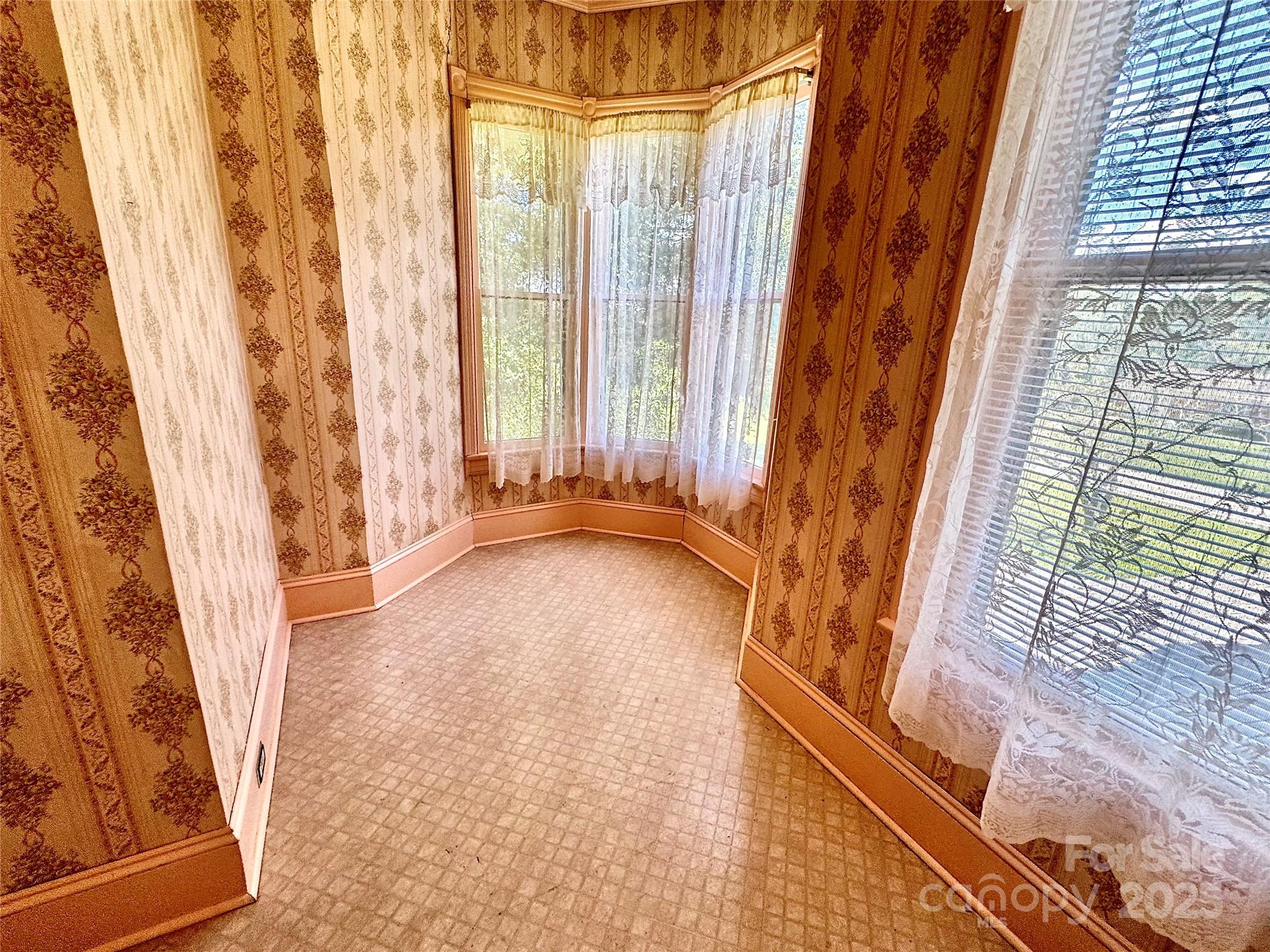 4689 Lakeview Acres Road Valdese, NC 28690 - Photo 27 of 36