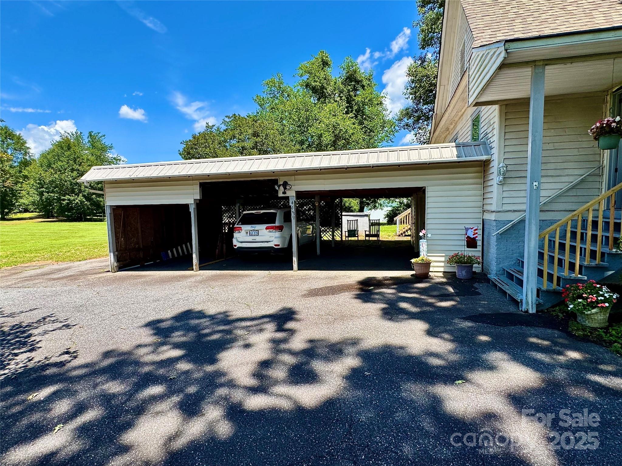 4689 Lakeview Acres Road Valdese, NC 28690 - Photo 34 of 36