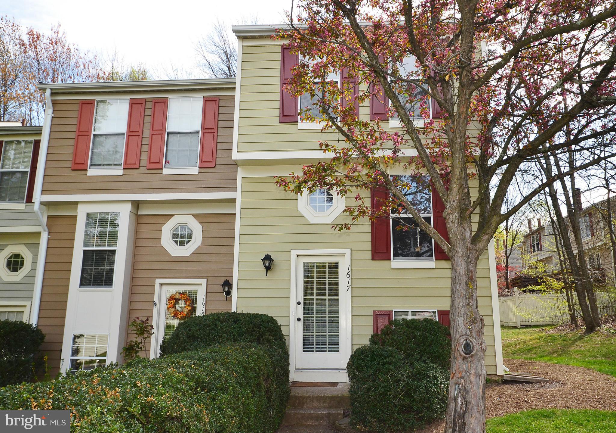 1617 Fieldthorn Drive Reston, VA 20194 - Photo 27 of 30 Welcome home!