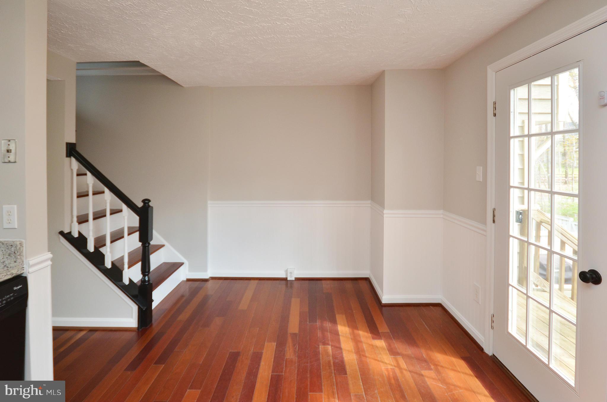 1617 Fieldthorn Drive Reston, VA 20194 - Photo 6 of 30 Eat-in area