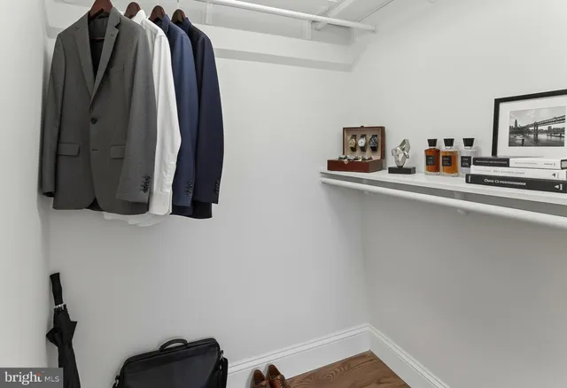 $1,275,000 | 1555 North Colonial Terrace, Unit 500, Arlington, VA 22209