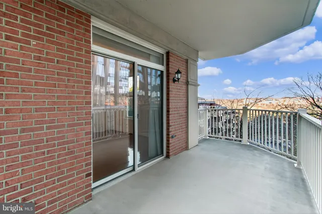 $1,275,000 | 1555 North Colonial Terrace, Unit 500, Arlington, VA 22209