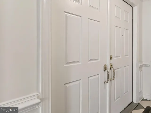 $1,275,000 | 1555 North Colonial Terrace, Unit 500, Arlington, VA 22209