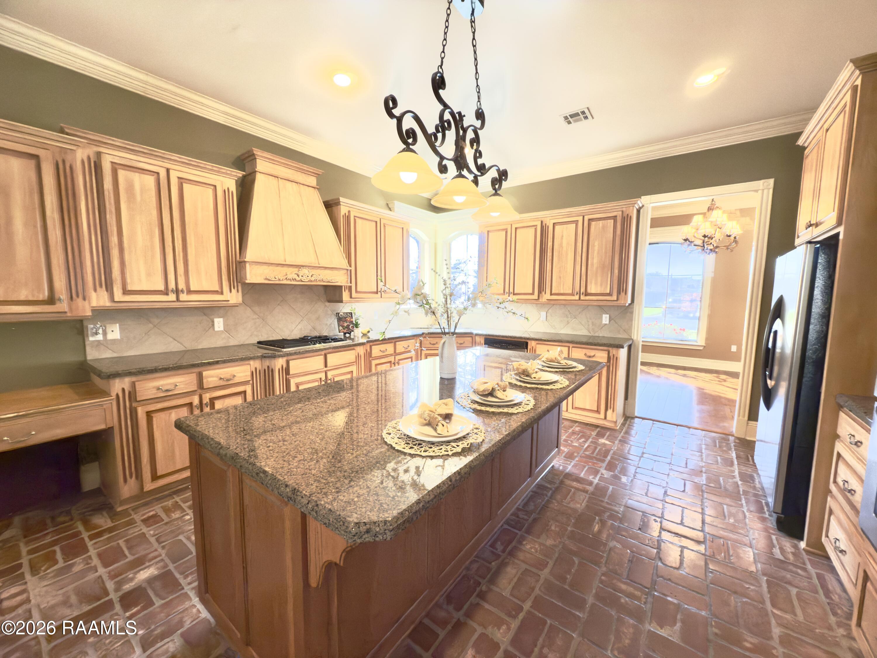 116 Isaiah Drive Lafayette, LA 70508 - Photo 13 of 39 116 Isaiah Kitchen Island View (2)