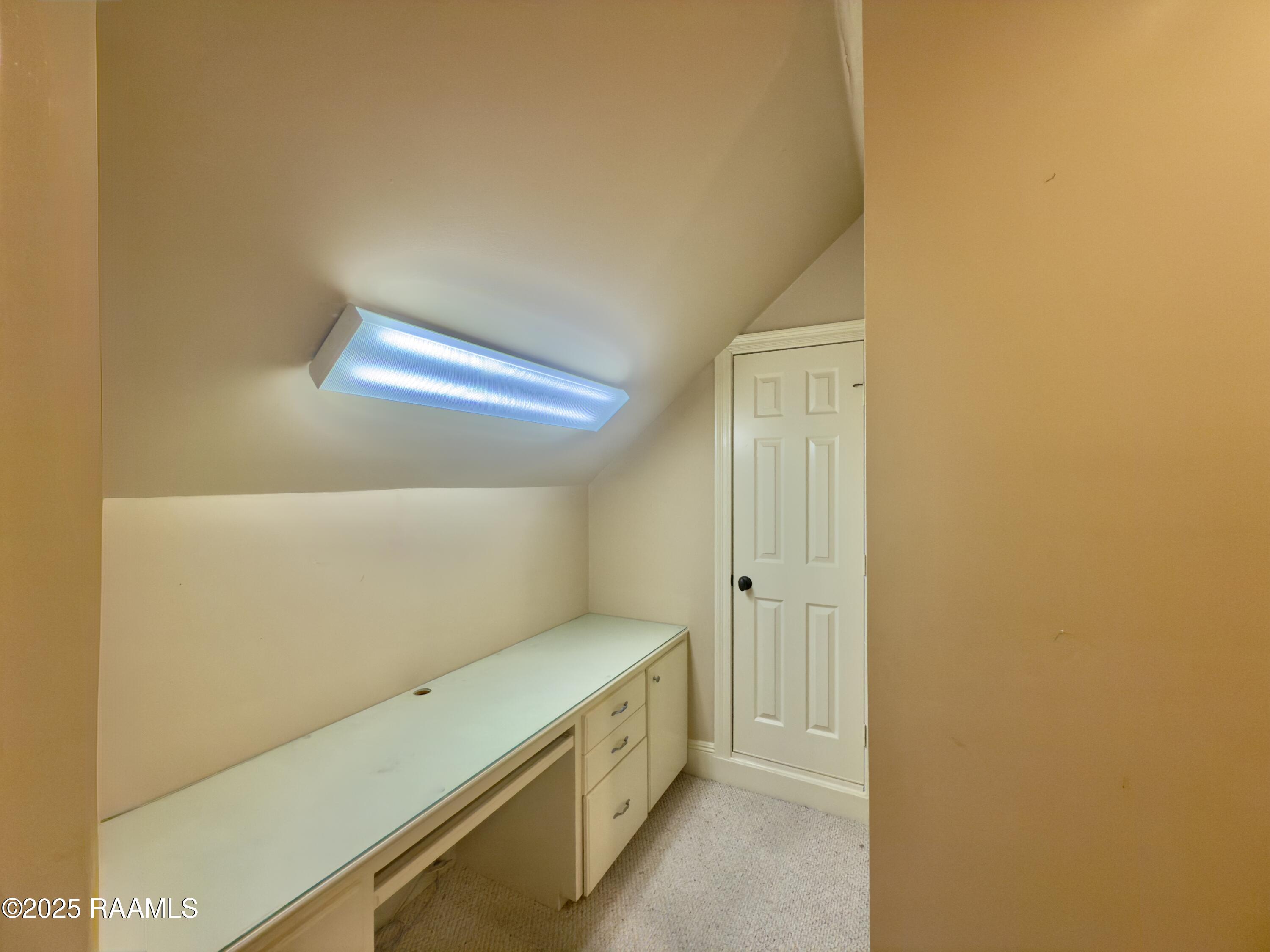 116 Isaiah Drive Lafayette, LA 70508 - Photo 19 of 39 116 Isaiah Office Nook