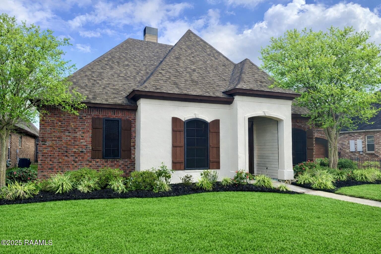 116 Isaiah Drive Lafayette, LA 70508 - Photo 2 of 39 116 Isaiah Front Left Side View