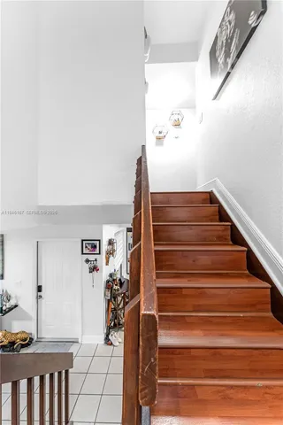 a view of entryway and hall