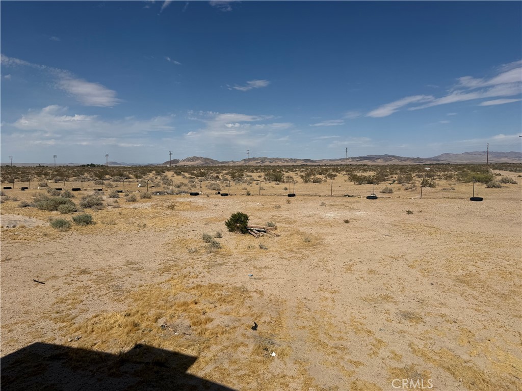 35030 Harvard Road Newberry Springs, CA 92365 - Photo 21 of 23 a view of ocean view with beach