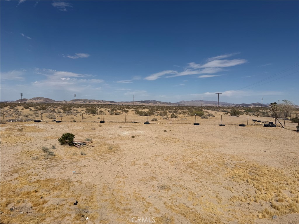 35030 Harvard Road Newberry Springs, CA 92365 - Photo 22 of 23 a view of ocean view with beach