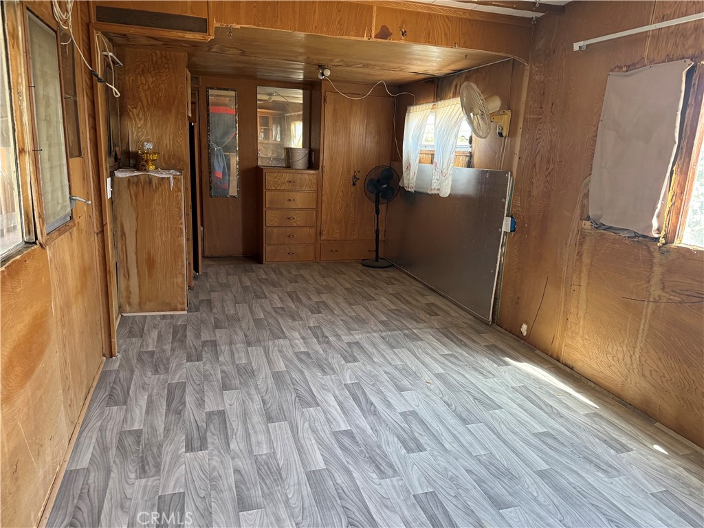 35030 Harvard Road Newberry Springs, CA 92365 - Photo 8 of 23 a view of hallway with wooden floor