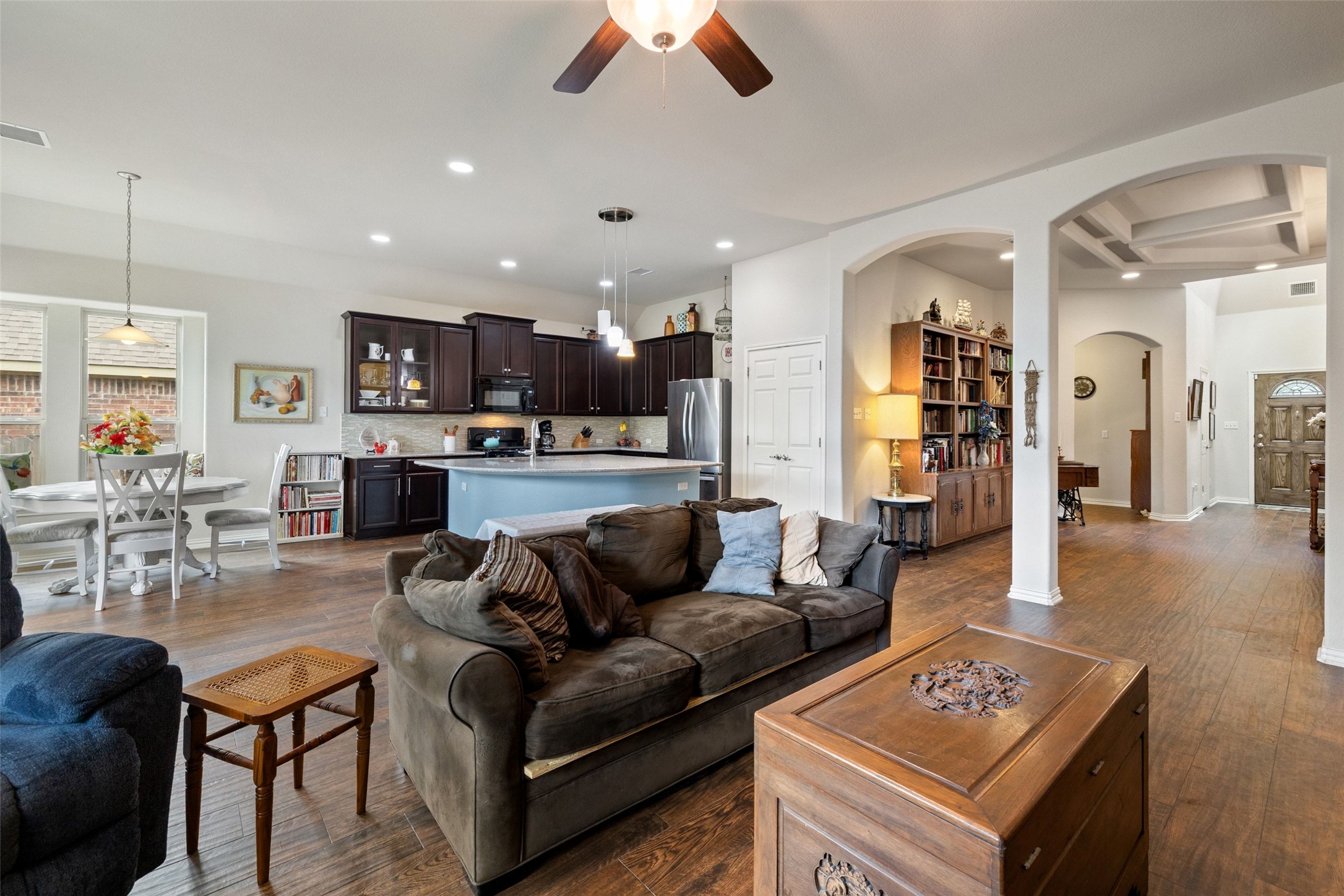 233 Sangiovese Street Leander, TX 78641 - Photo 15 of 40