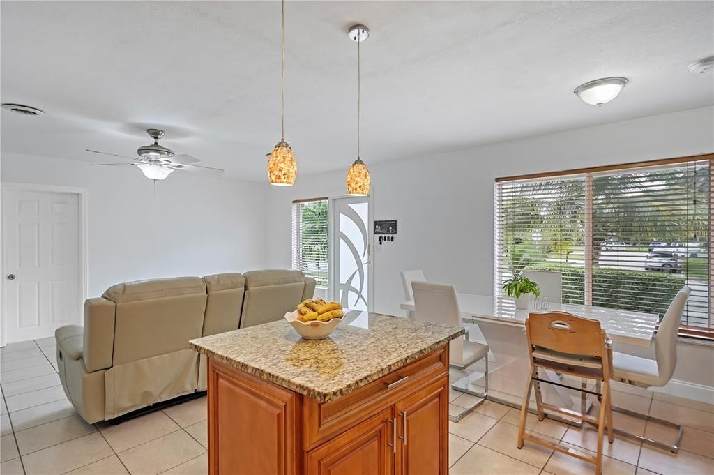 6129 Hogan Creek Road Margate, FL 33063 - Photo 13 of 31 Photo 13