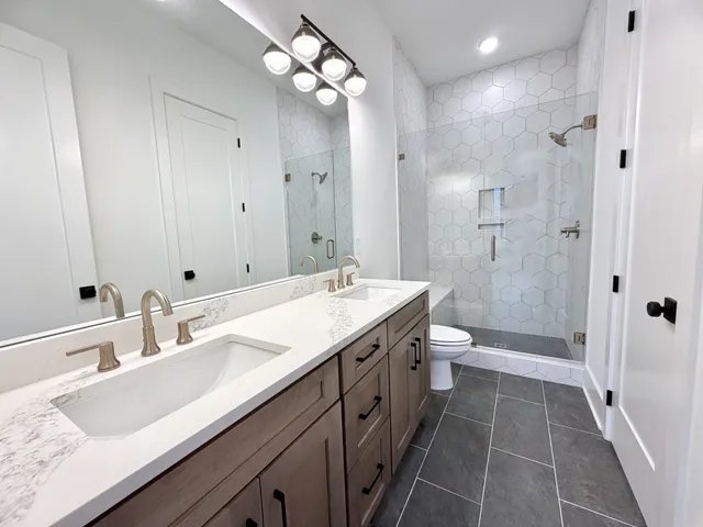 $3,999,990 | 8122 Boiling Spgs Place, Brentwood, TN 37027