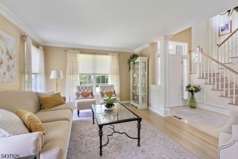 10 Barnstable Road Berkeley Heights, NJ 07922 - Photo 6 of 47