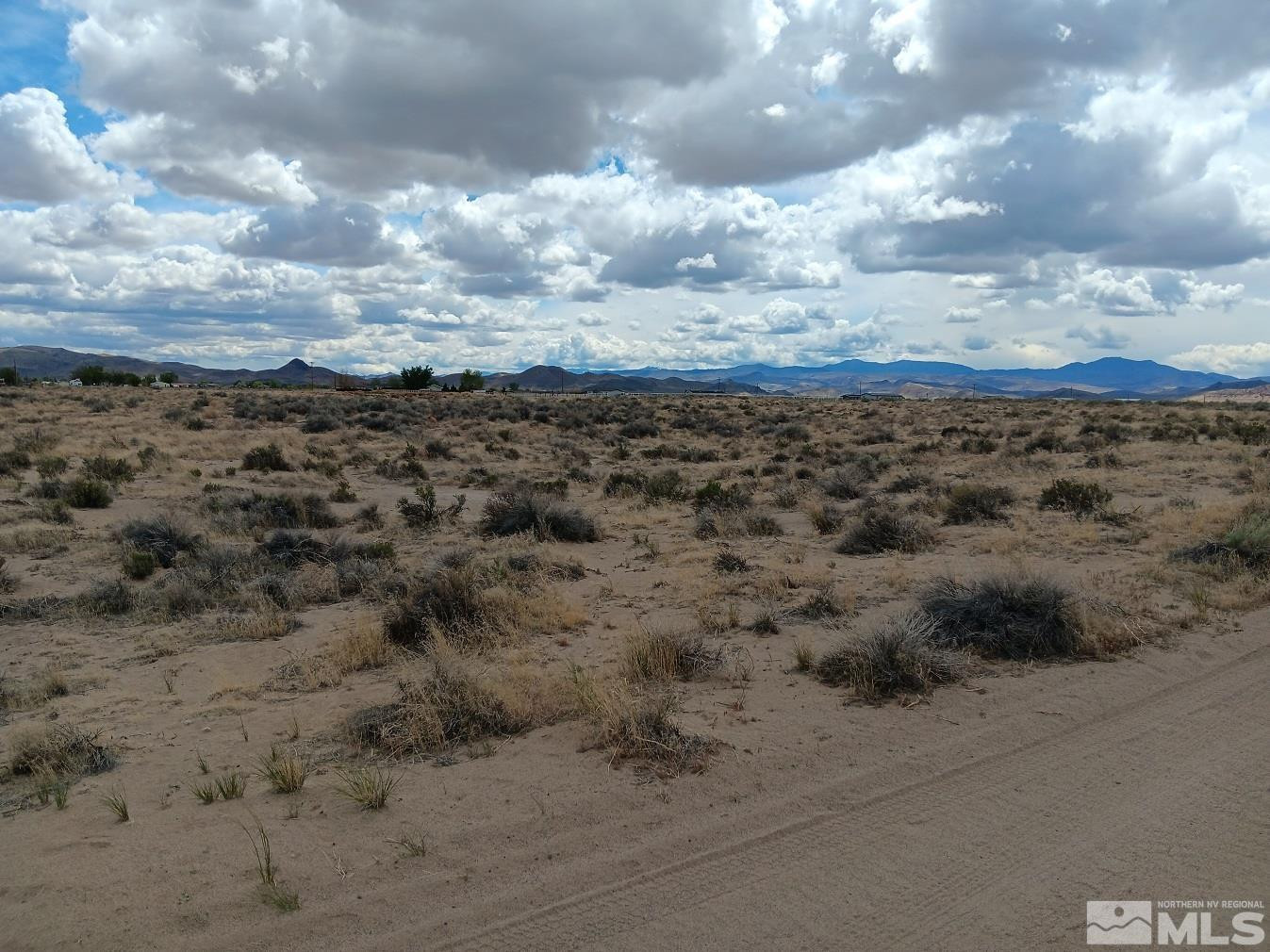 2095 10th Street Silver Springs, NV 89429 - Photo 8 of 9 Photo 8