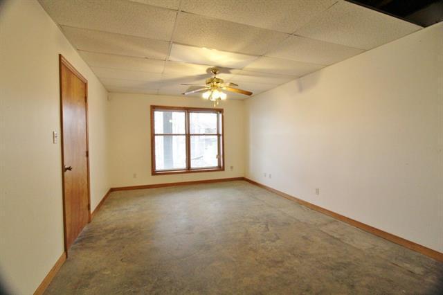 1765 Stump Hollow Road, Unit 52 Spring City, TN 37381 - Photo 36 of 50 36- basement bedroom w-walk-in-closet