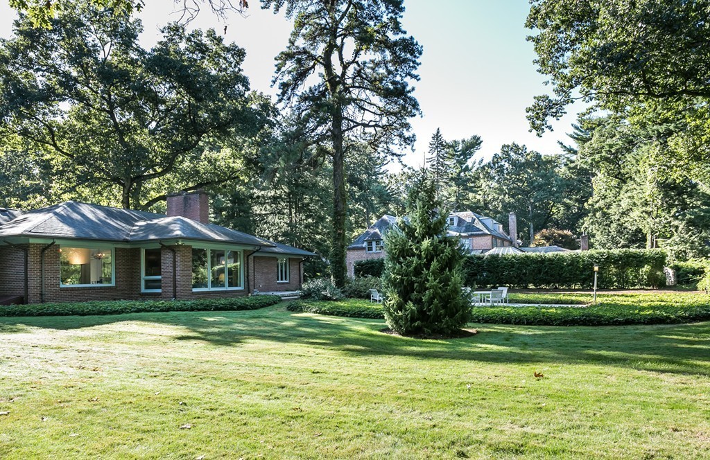 34 Normandy Road Springfield, MA 01106 - Photo 7 of 30 Gallery Image 7