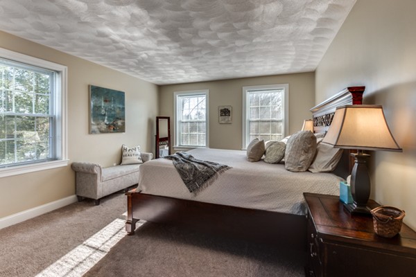 8 Pleasant Road Wilmington, MA 01887 - Photo 19 of 27