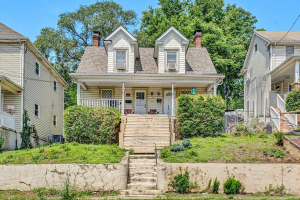 $144,950 | 605-607 6th Street Southeast, Roanoke, VA 24013