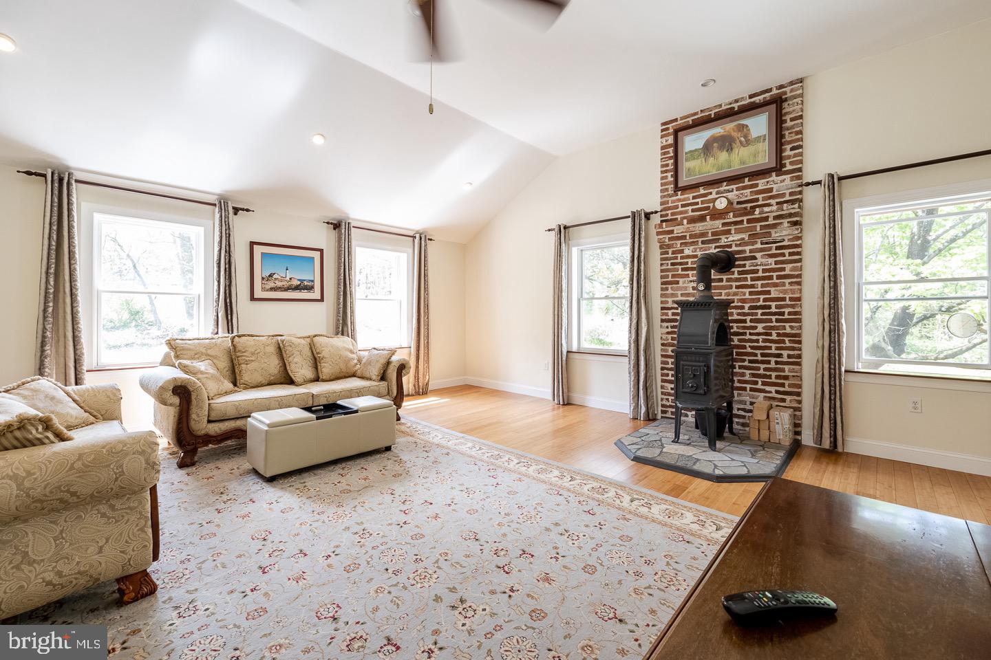 1401 Kulp Road Pottstown, PA 19465 - Photo 7 of 55