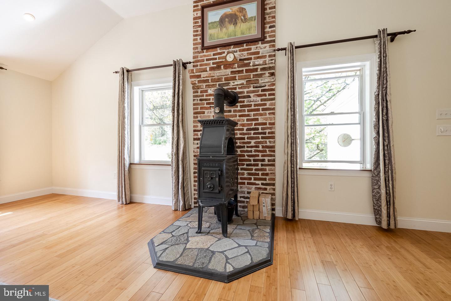 1401 Kulp Road Pottstown, PA 19465 - Photo 8 of 55