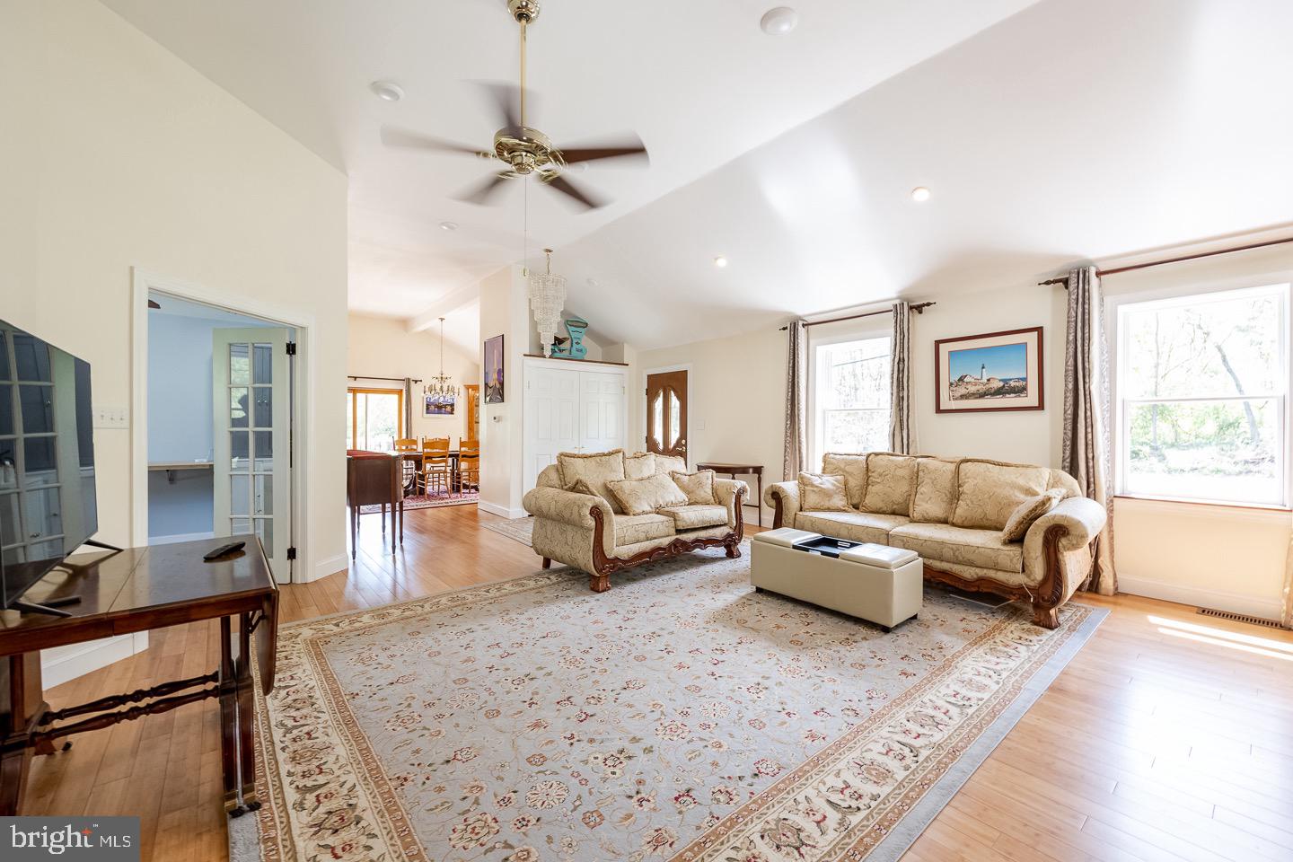 1401 Kulp Road Pottstown, PA 19465 - Photo 9 of 55