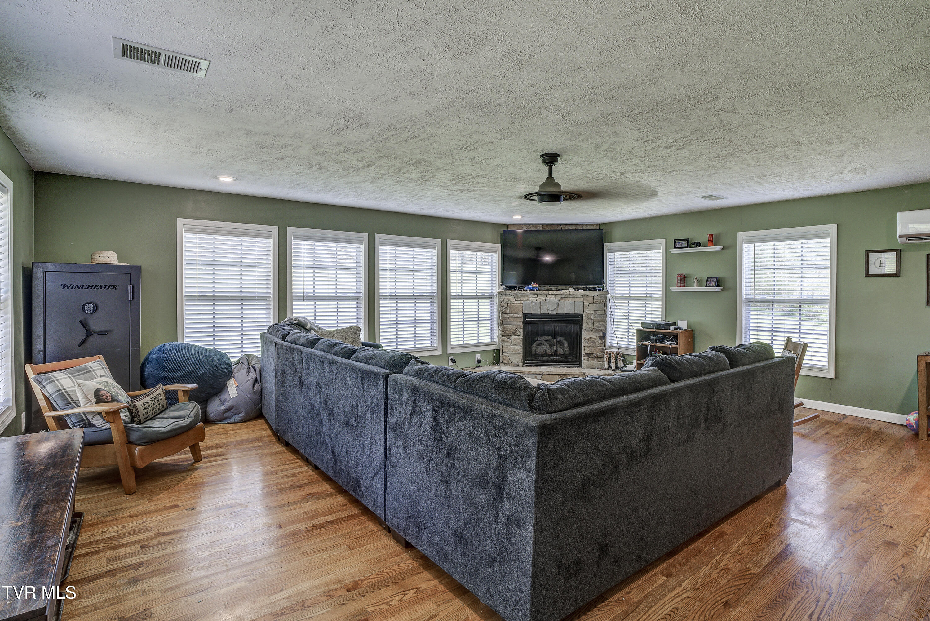 247 Cedar Point Road Johnson City, TN 37615 - Photo 16 of 90 CedarPoint--13