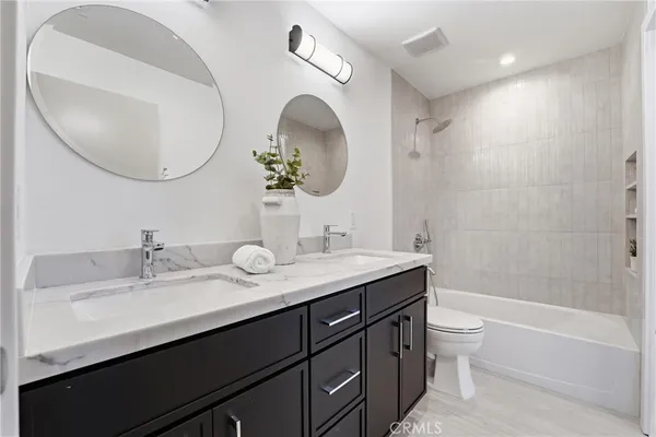 $2,289,000 | 1713 Oahu Place, Costa Mesa, CA 92626