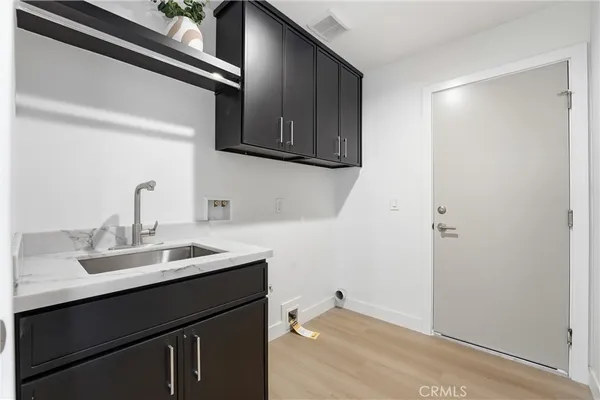 $2,289,000 | 1713 Oahu Place, Costa Mesa, CA 92626