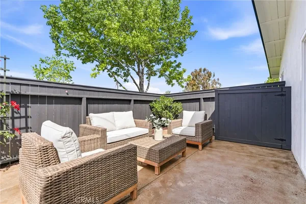 $2,289,000 | 1713 Oahu Place, Costa Mesa, CA 92626