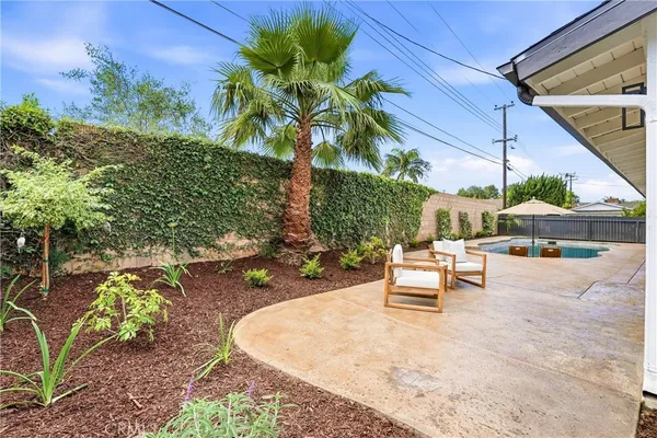 $2,289,000 | 1713 Oahu Place, Costa Mesa, CA 92626