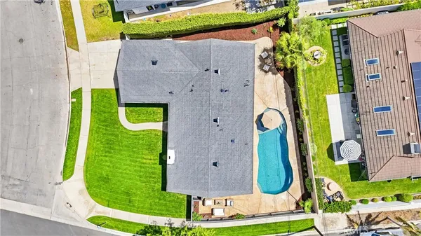 $2,289,000 | 1713 Oahu Place, Costa Mesa, CA 92626