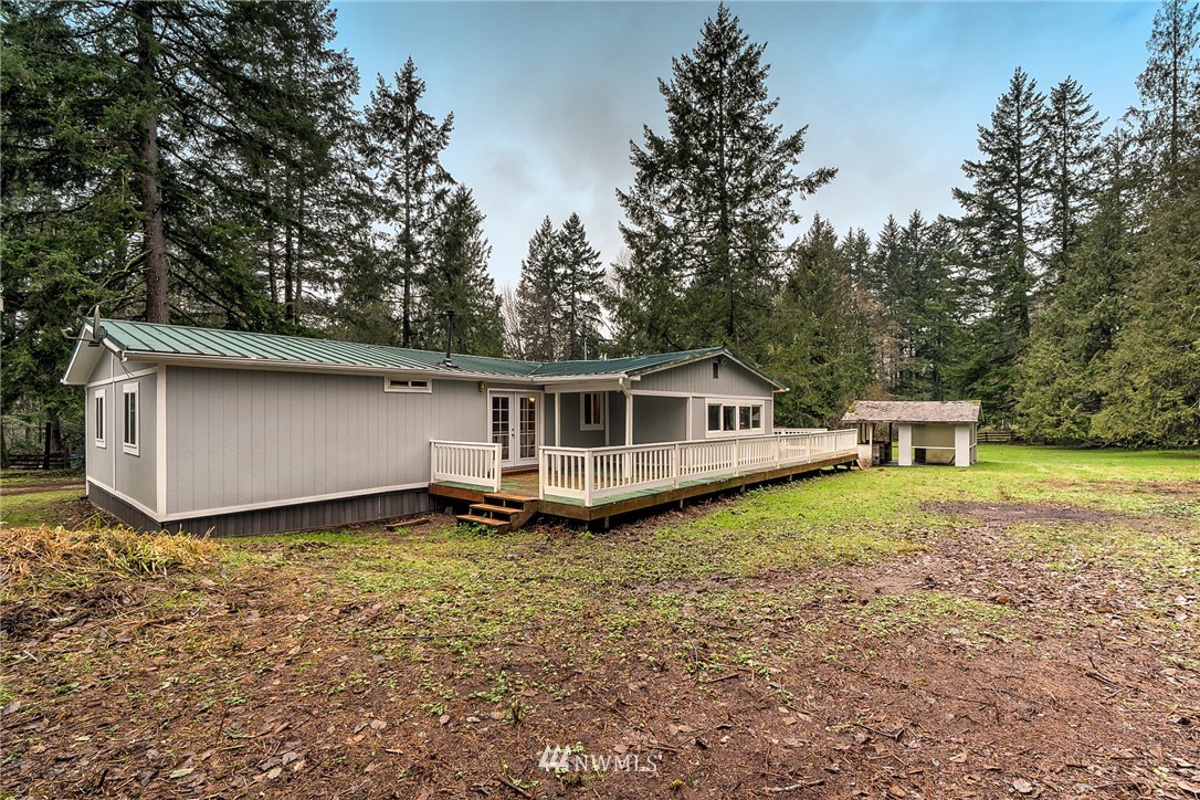 1757 Southwest Young Road Port Orchard, WA 98367 - Photo 17 of 19 Gallery Image 17