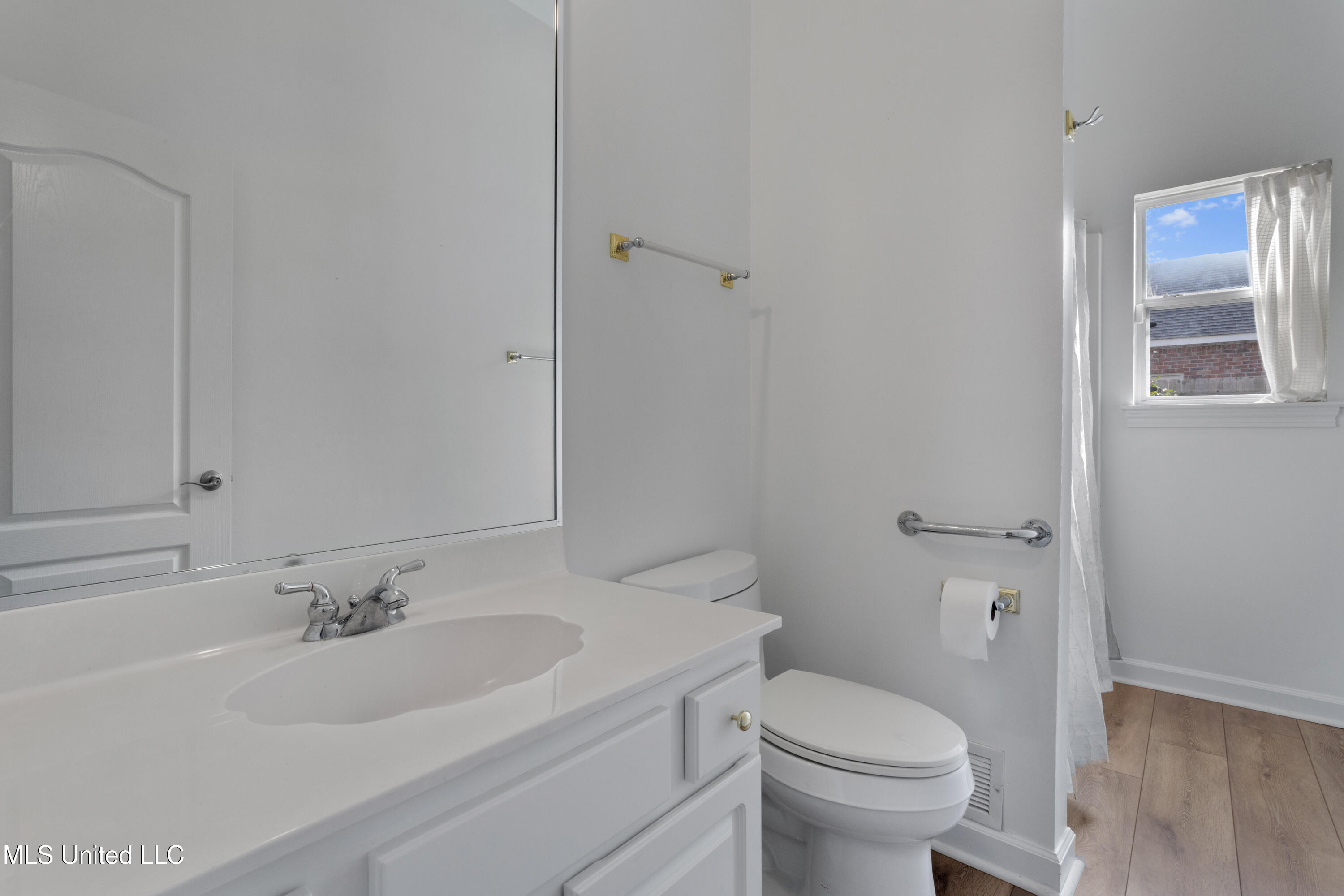 2559 Rue Palafox Biloxi, MS 39531 - Photo 27 of 34 0027 (3)