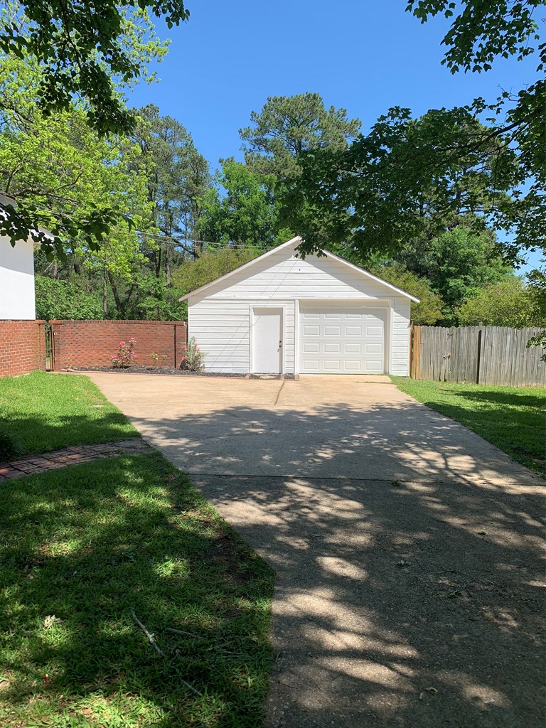 6172 Warner Road Columbus, GA 31909 - Photo 3 of 24 Gallery Image 3