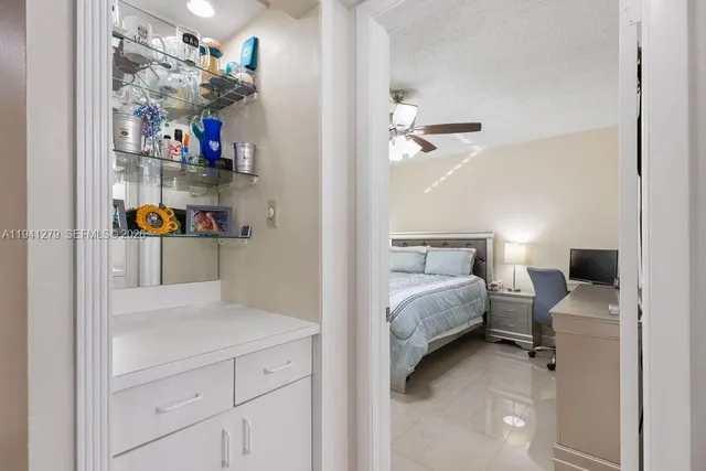 $228,000 | Pembroke Lakes, Pembroke Pines, FL 33026