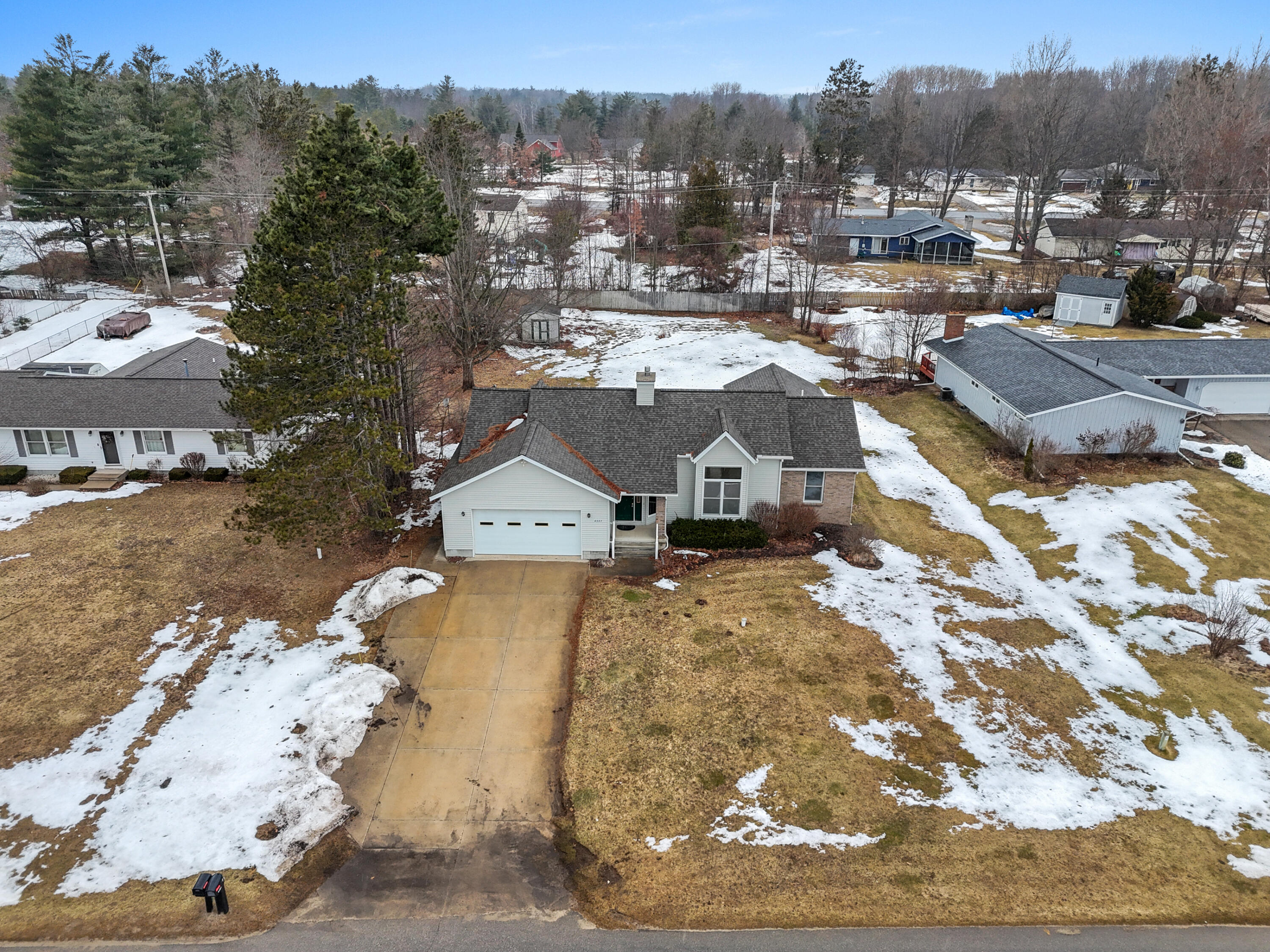 4327 Benson Road Cadillac, MI 49601 - Photo 39 of 47 DJI_20251208164939_0221_D