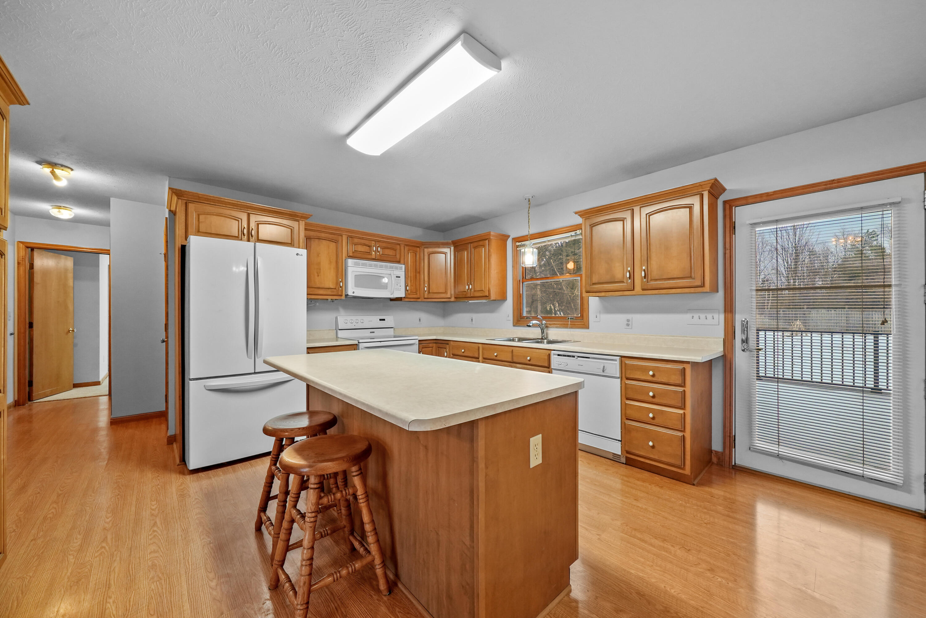 4327 Benson Road Cadillac, MI 49601 - Photo 8 of 47 DSC00629