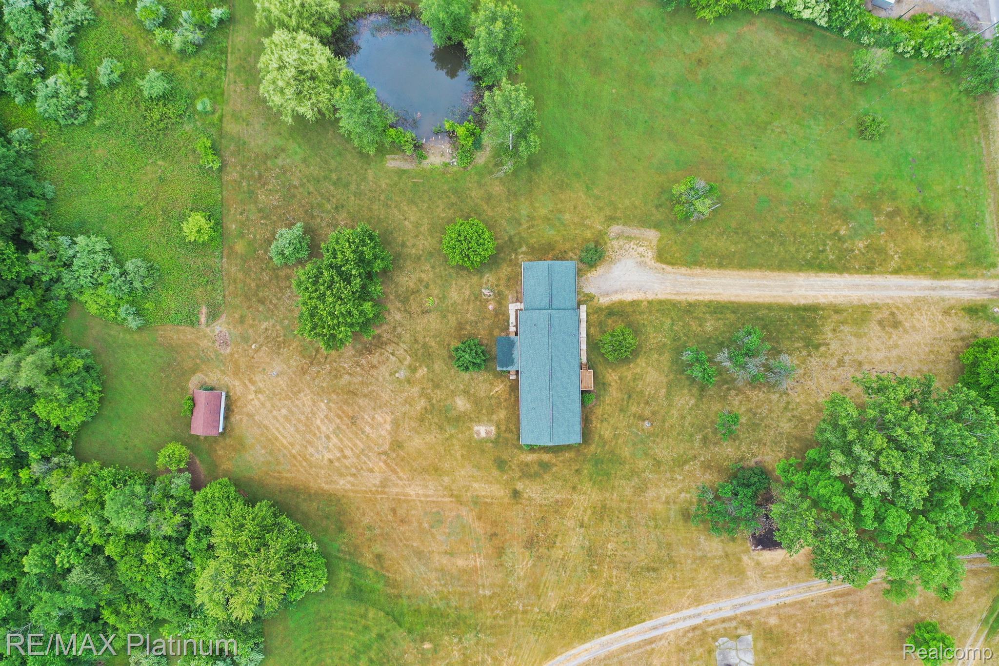 12261 Seymour Road Gaines, MI 48436 - Photo 6 of 37 Gallery Image 6