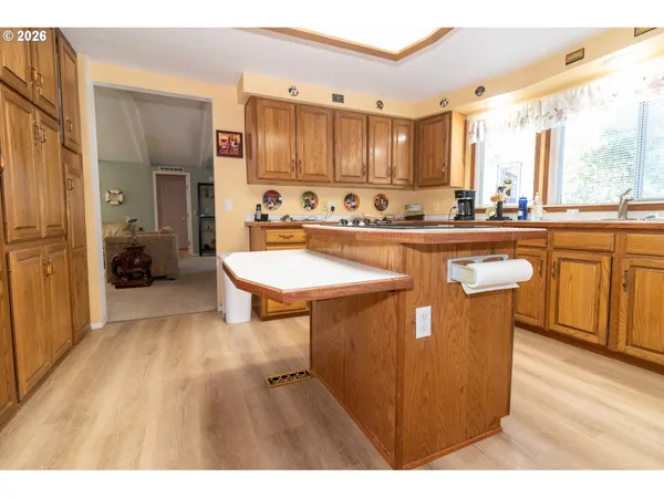 $389,000 | 136 43rd Way, Florence, OR 97439