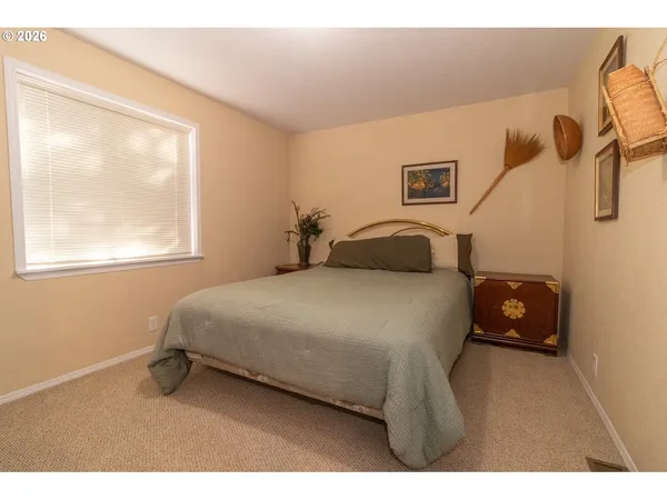 $389,000 | 136 43rd Way, Florence, OR 97439