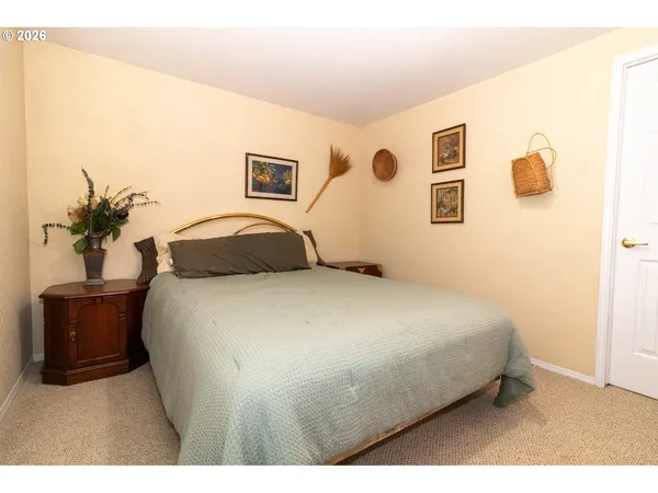 $389,000 | 136 43rd Way, Florence, OR 97439