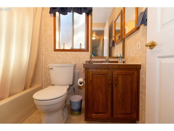 $389,000 | 136 43rd Way, Florence, OR 97439