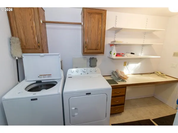 $389,000 | 136 43rd Way, Florence, OR 97439