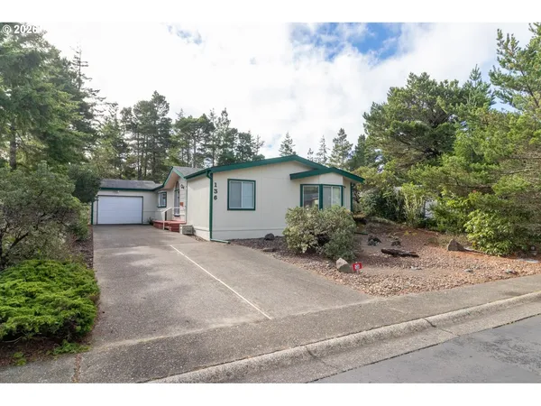$389,000 | 136 43rd Way, Florence, OR 97439