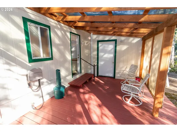 $389,000 | 136 43rd Way, Florence, OR 97439