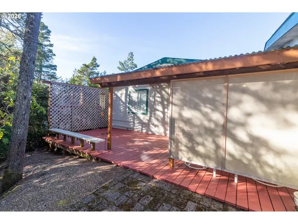 $389,000 | 136 43rd Way, Florence, OR 97439