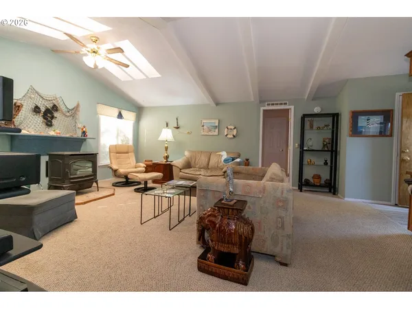 $389,000 | 136 43rd Way, Florence, OR 97439