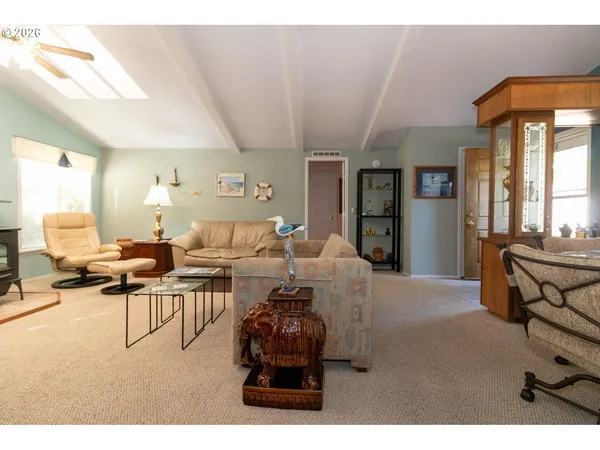 $389,000 | 136 43rd Way, Florence, OR 97439